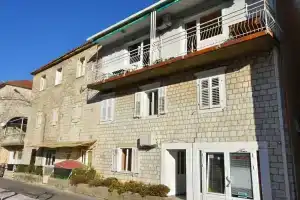 Antonia's coast apartment, Лепетане