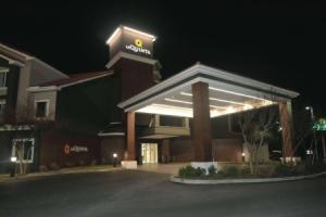 La Quinta Inn & Suites by Wyndham Austin Airport, Остин