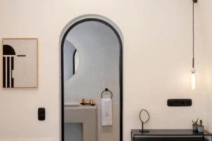 Utopia Suites Santorini, Картерадос