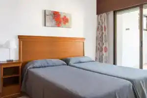 Apartamentos Gemelos - Beninter, Бенидорм