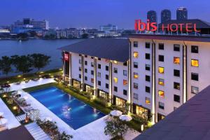Отель «Ibis Bangkok Riverside - Sha Extra Plus», Бангкок