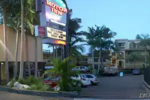 Отель «El Motor Inn», Порт Маккуори