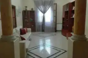 Carini Luxury Apartment vicino aereoporto e al mare, Карини