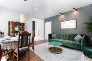 Kosciuszki Square Apartment by Renters, Дарлувко