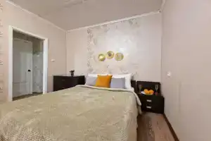 Апартаменты на улице Индустрии 121, Екатеринбург