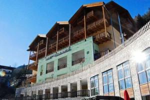 Hotel «Stella Montis», Кампителло-ди-Фасса