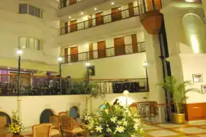 Hotel «Bangalore International», Бангалор