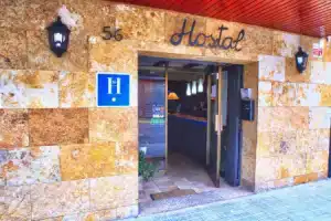 Hostal «Isabel», Бланес