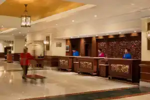 Отель «Sule Shangri-La, Yangon», Янгон