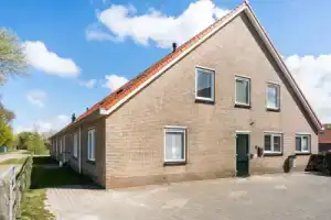 Island Retreat for Families, Нес