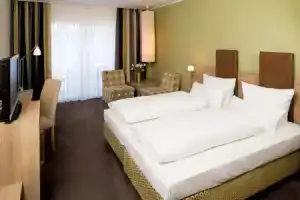 Hotel «am Schlosspark garni», Хузум
