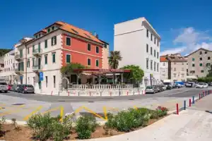 Galeria Valeria Seaside Downtown - MAG Quaint & Elegant Boutique Hotels, Сплит