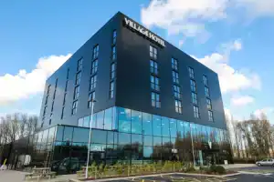 Village Hotel Bristol, Бристоль