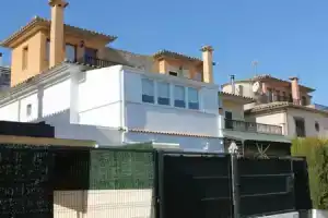 House With 4 Bedrooms in Can Picafort, With Enclosed Garden and Wifi, Кэн Пикафорт