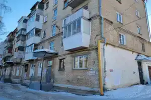 Апартаменты на проспекте имени Ю.А. Гагарина 1-я линия 9, Златоуст