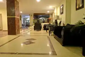 Indiana Hotel, Каир