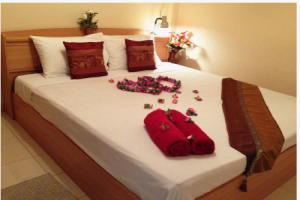 Honey Bear Guesthouse, Патонг