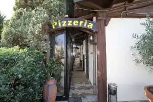 La Vecchia Fattoria, Лорето
