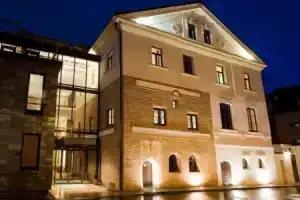 Daugirdas Old City Hotel, Каунас