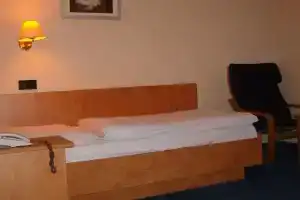 Kur Hotel-Feldberg, Франкфурт-на-Майне