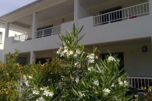 2 Chambres au paradis avec jardin, Морьяни-Пляж