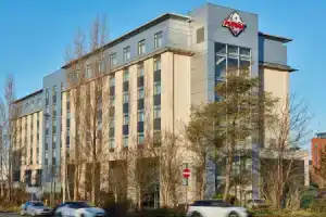 Отель «Future Inn Cardiff Bay», Кардифф