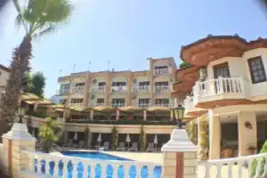 Ates Hotel, Акьяка