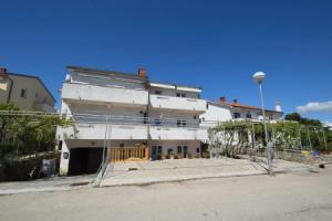 Apartments Vanja, Крк