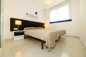 Apartamento Bennecke Daniela, Торревьеха