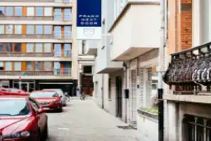 Отель «Prado Next Door», Остенде