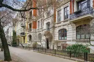 Apt. Elisenberg, Осло