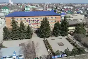 Гостиница «Спутник», Пугачёв