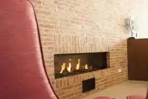 Hotel «Hafenspeicher», Лер