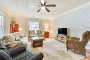 Charming Bryan Home - 3 Mi to Kyle Field!, Колледж-Стейшен