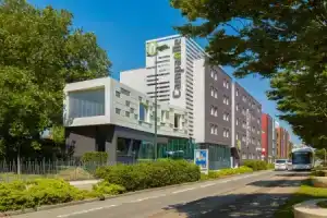 Отель «Campanile Nantes Centre - Saint Jacques», Нант