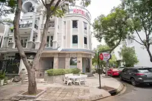 Bin Bin Hotel 1 - Near Rmit University, Хошимин