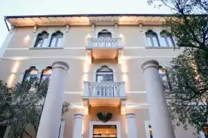 DeGrassi Boutique Garni Hotel Izola, Изола