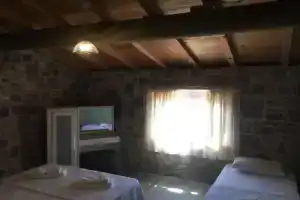 Мини-Отель «Hayat Alti Otel Ayvalık», Айвалык
