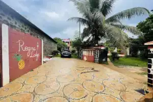 Régina Lodge, Анциранана