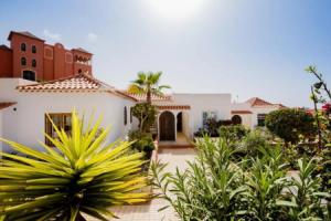 El Beril 82, Tenerife, Адехе