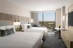 Loews Arlington, Арлингтон