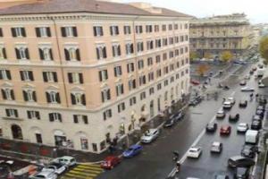 Hotel «Everest», Рим