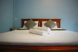 Marina hut guest house, Остров Ланта