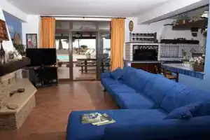 Villa Diva, Пачеко