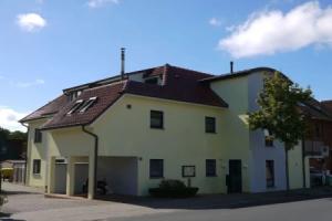 1 in House Weser 1 Comfortable Vacation Home, Куксхафен