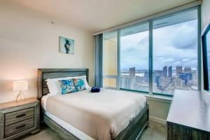 Walk to Everywhere Gaslamp 2 Br2 BA, Сан-Диего