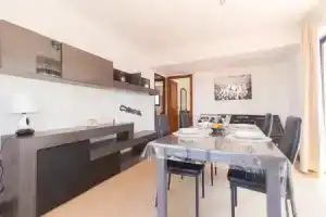 Apartamento Capellans Ref. 1077  by Iberplaya, Салоу