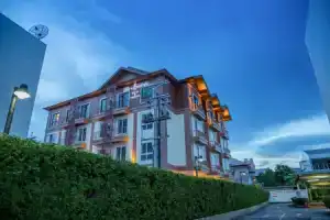 The Signature Hotel @ Thapae, Чианг Май