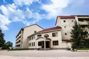 Гостиница «Ак-Бермет», Кара-Ой