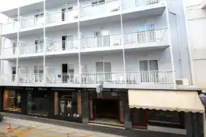 Moschos Hotel, Родос